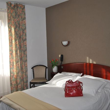 Hotel Le Ty-Lann Saint-Avé Dış mekan fotoğraf