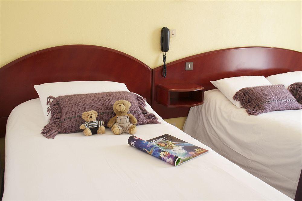 Hotel Le Ty-Lann Saint-Avé Dış mekan fotoğraf