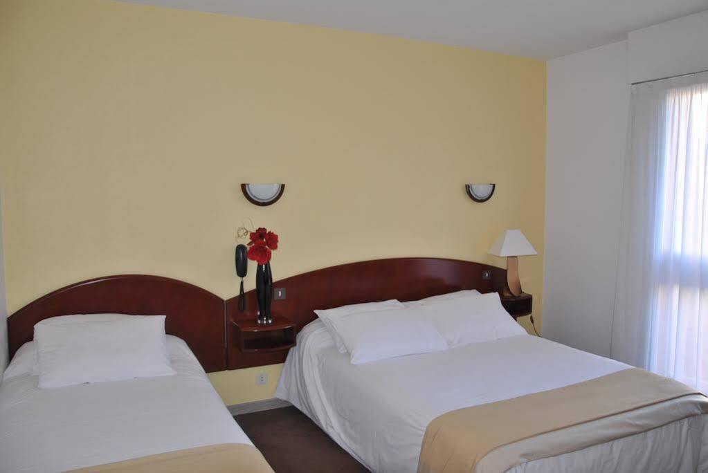 Hotel Le Ty-Lann Saint-Avé Dış mekan fotoğraf
